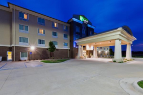  Holiday Inn Express Hotel & Suites Salina, an IHG Hotel  Салина